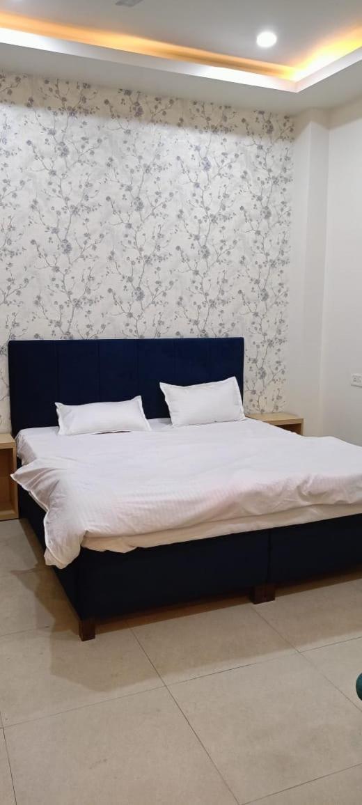 Hotel Saffron ميروت المظهر الخارجي الصورة